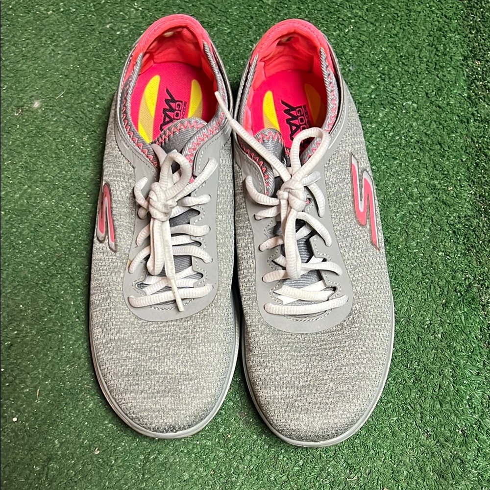 Skechers Gray and Pink Sneakers with Knit Fabric